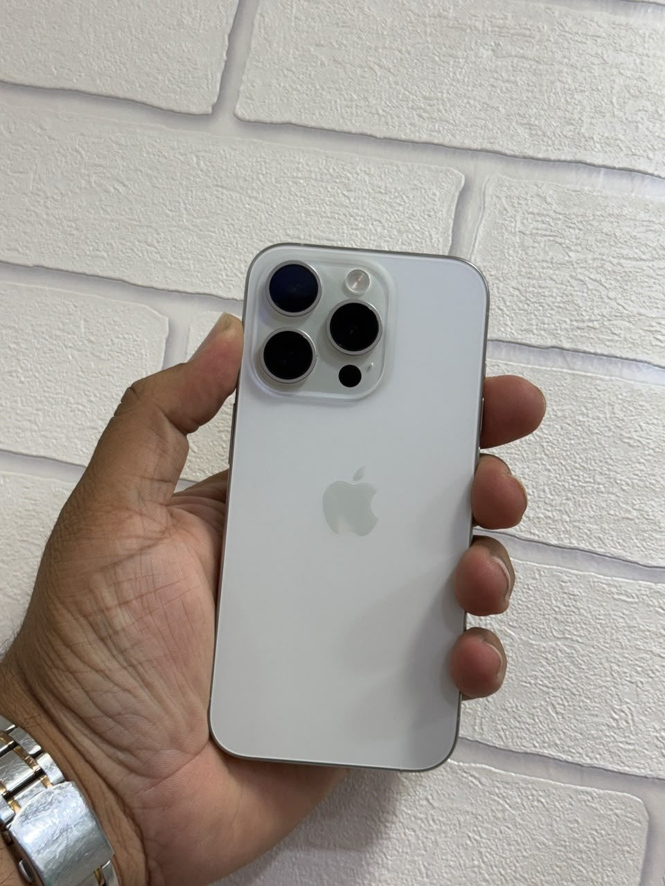 Apple iPhone 15 Pro 256GB Refurbished (#11121)