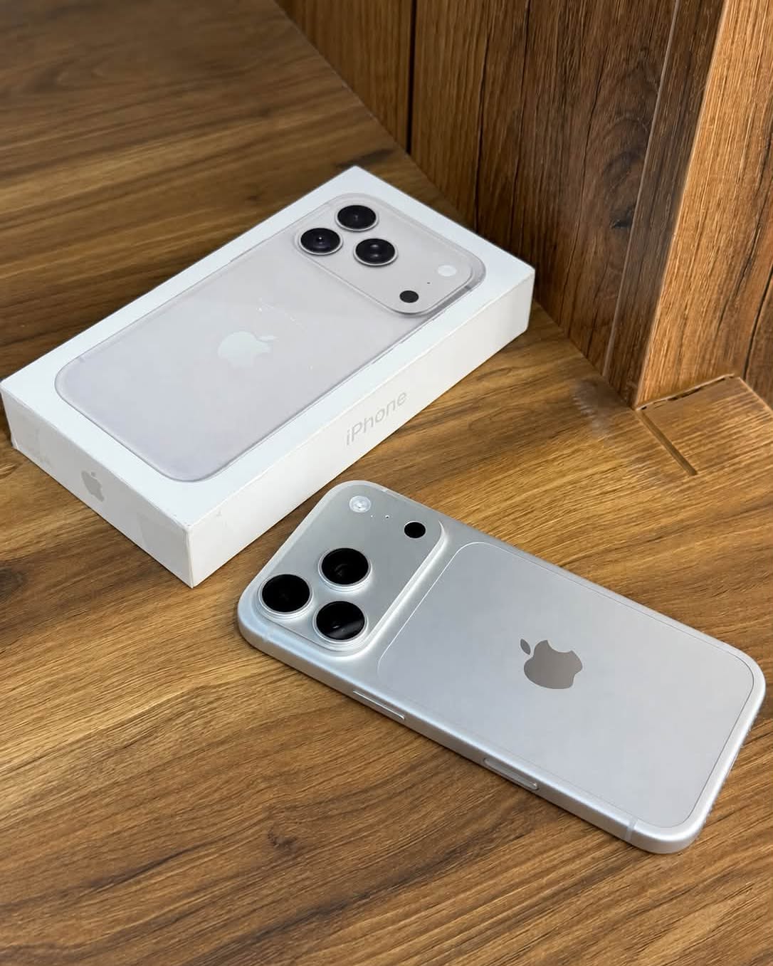 Apple iPhone 18 Pro Max Refurbished (#11126)